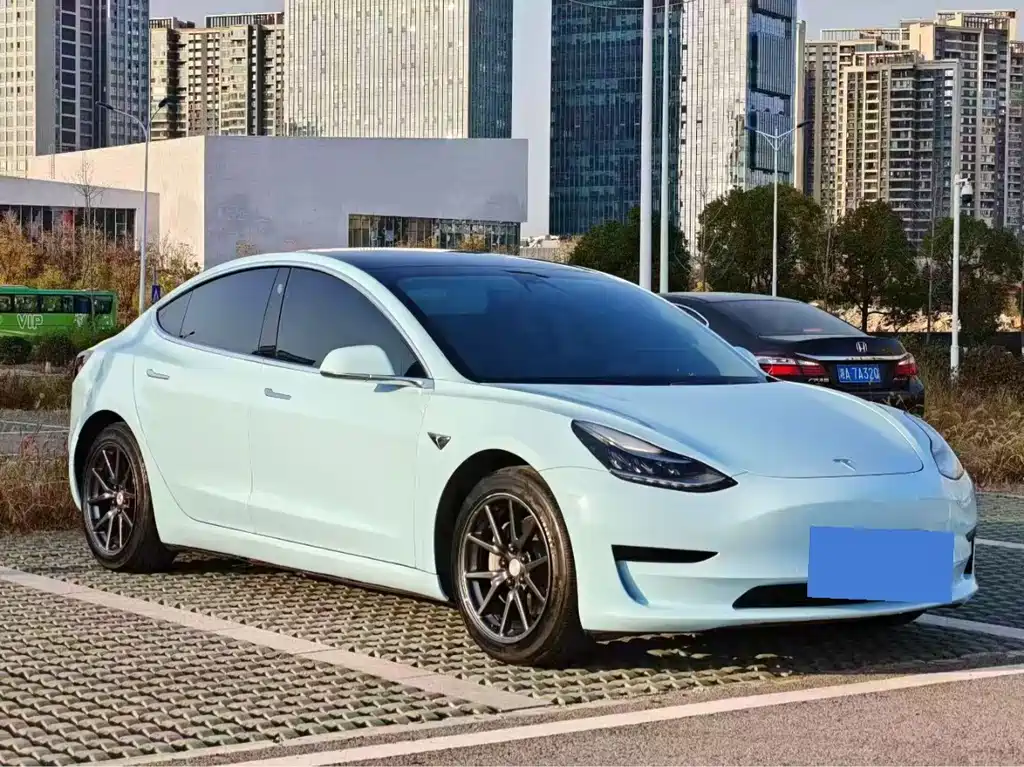 Tesla Model 3 2021 — фото 3