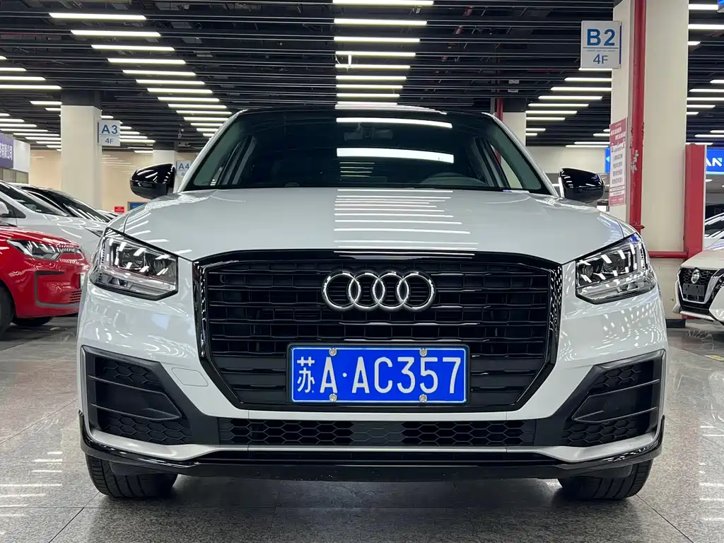 Audi Q2L 2020 — фото 3