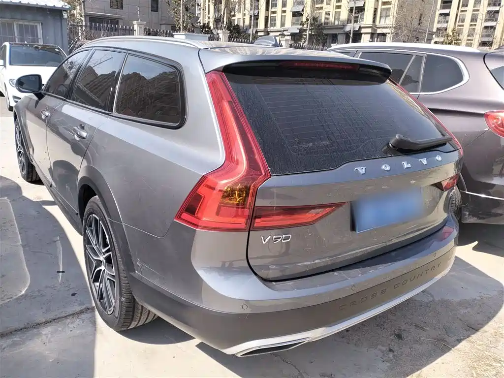 Volvo V90 2020 — фото 23