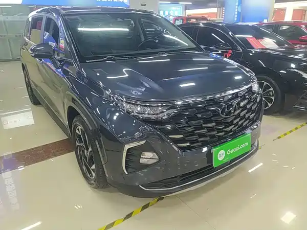Hyundai Custin 2023