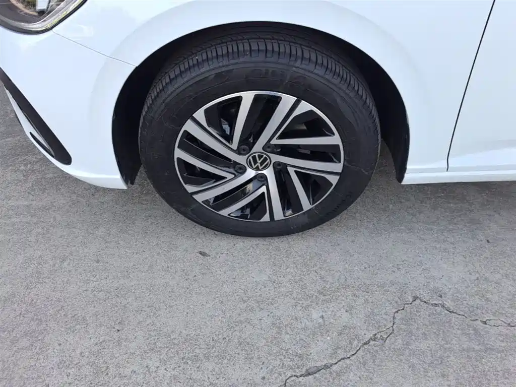 Volkswagen Lavida 2024 — фото 23