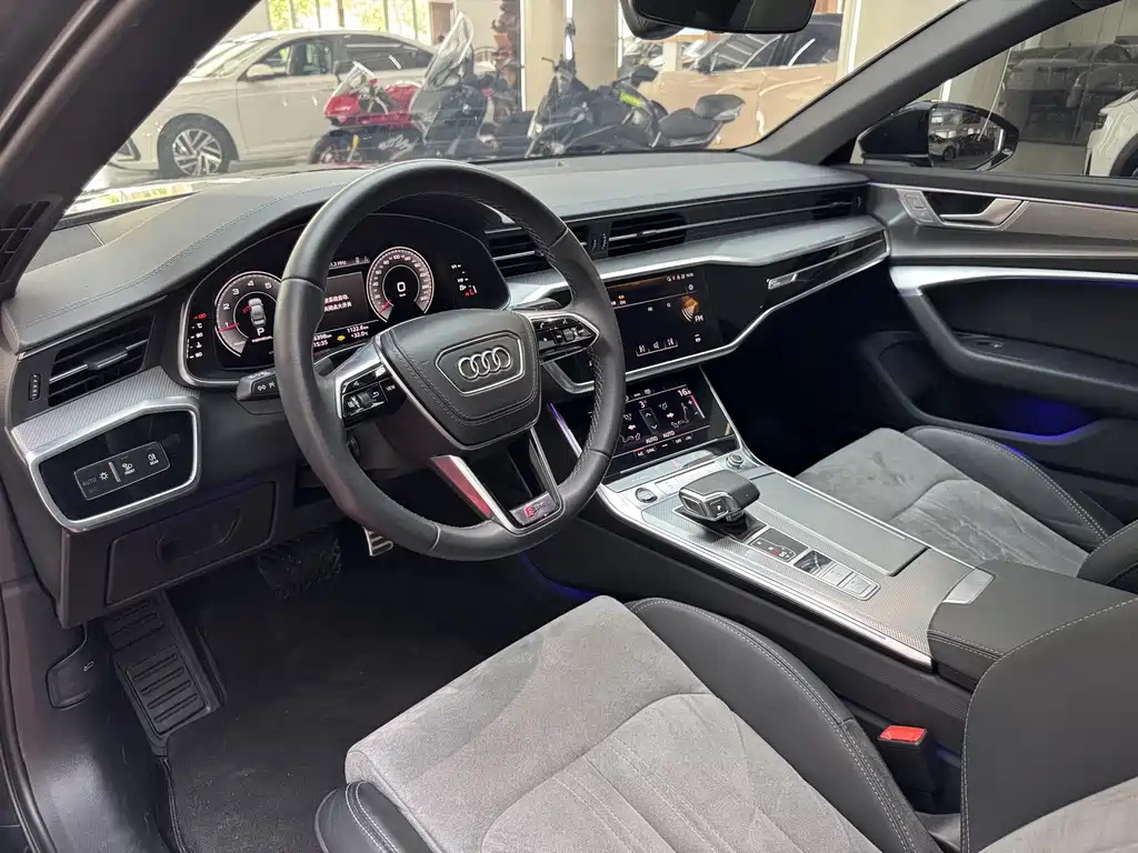 Audi A6L 2023 — фото 12