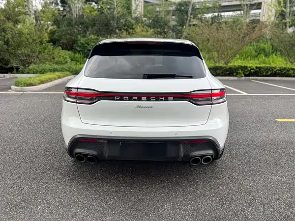 Porsche Macan 2022