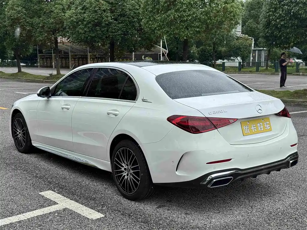 Mercedes-Benz C-Class 2025