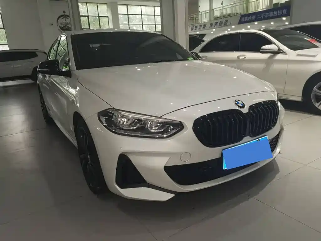 BMW 1 Series 2023