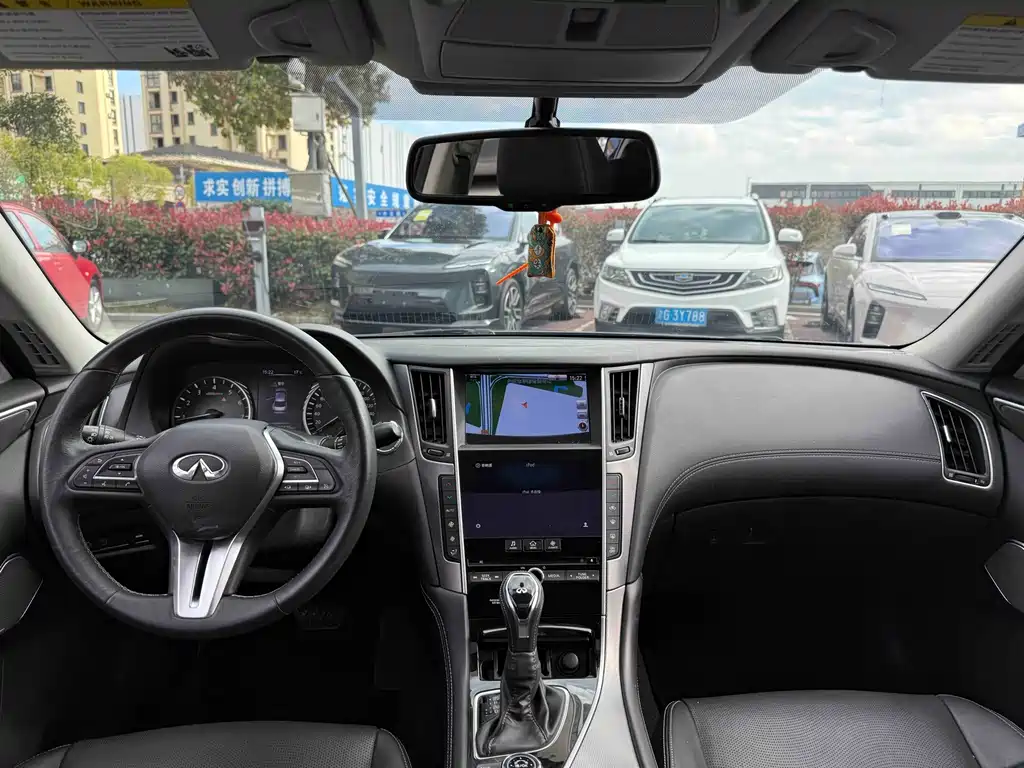 Infiniti Q50L 2019