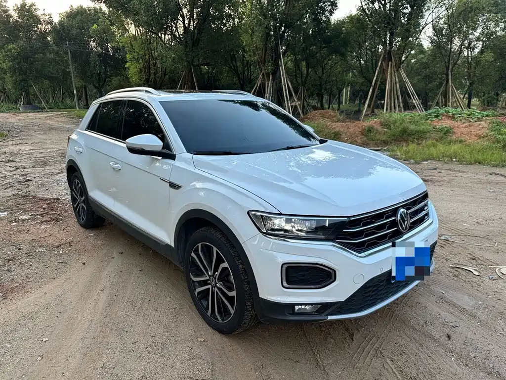 Volkswagen T-Roc 2022 — фото 3