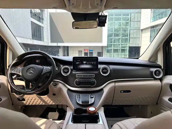 Mercedes-Benz Vito 2021