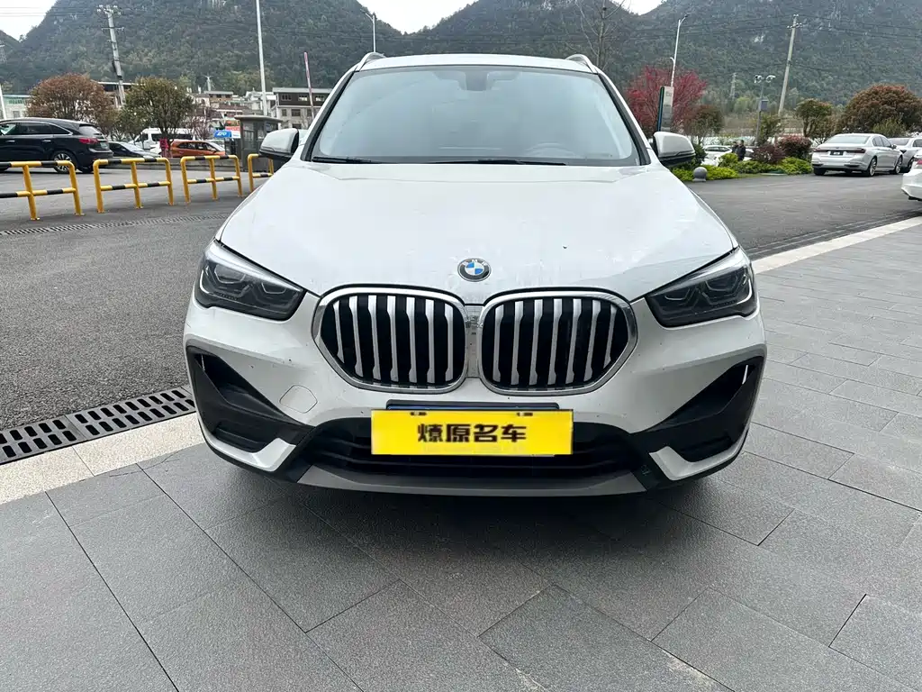 BMW X1 2022 — фото 2