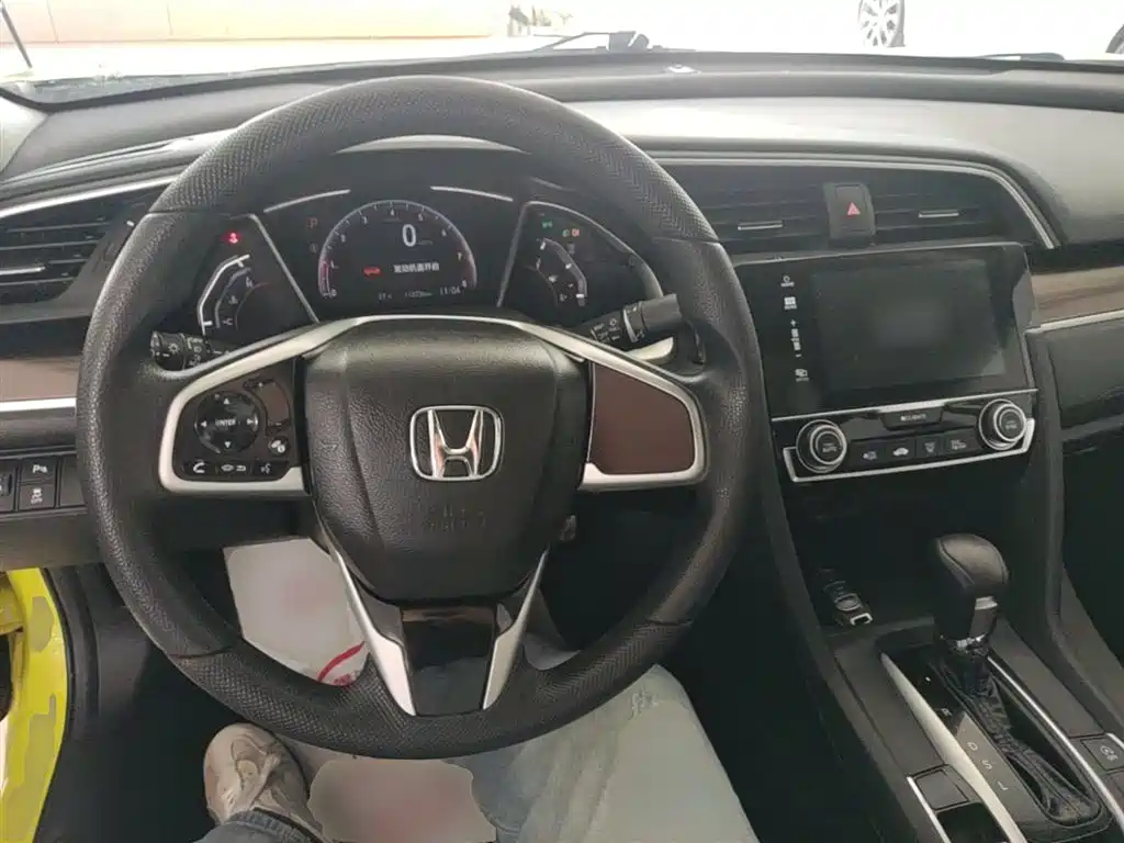 Honda Civic 2020 — фото 10