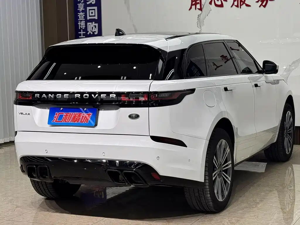 Land Rover Velar 2023 — фото 6