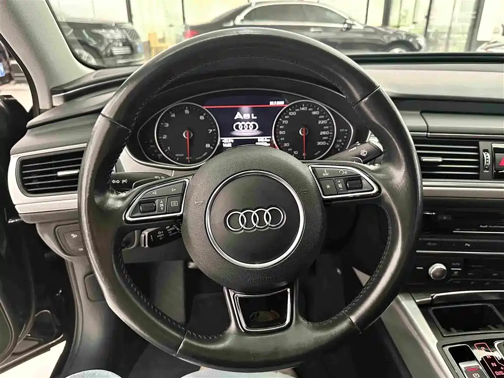 Audi A6L 2016 — фото 4