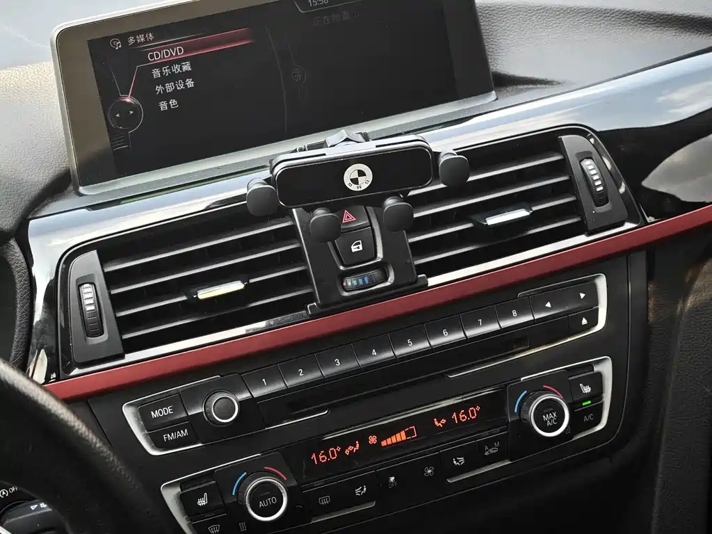 BMW 3 Series 2013 — фото 9