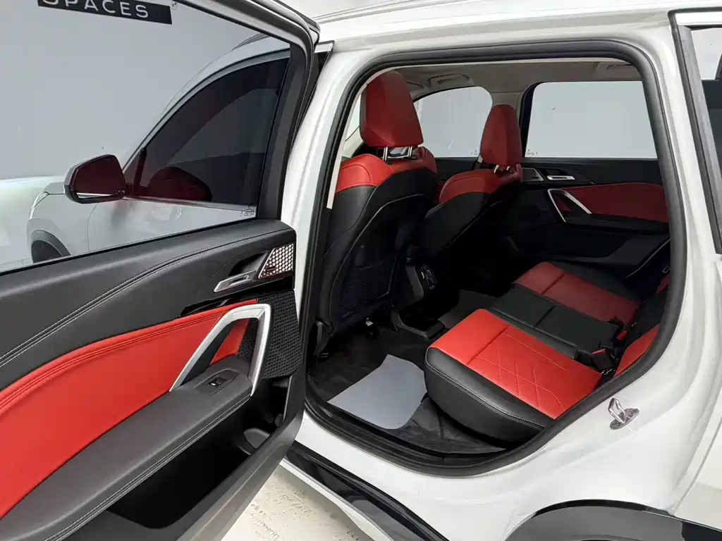 BMW X1 2024 — фото 13