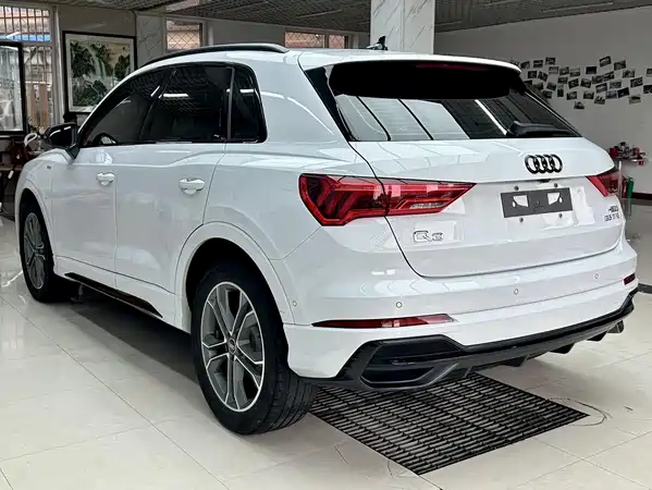 Audi Q3 2023