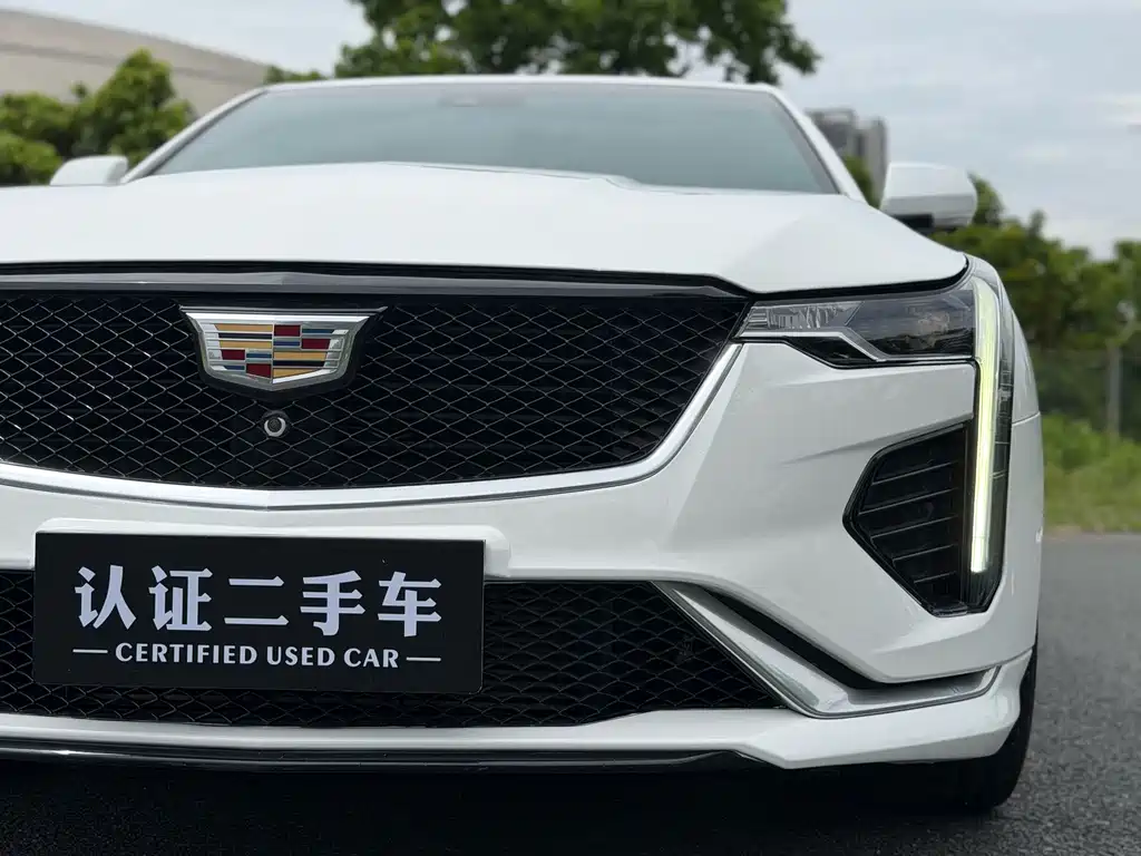 Cadillac CT4 2020 — фото 9
