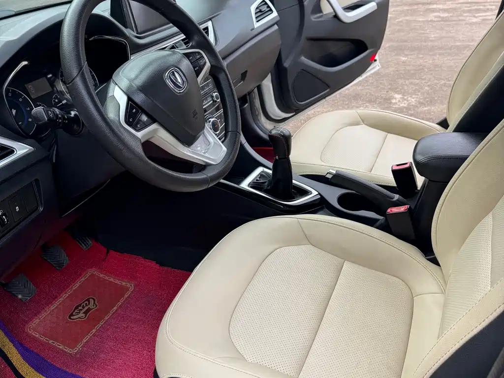 Changan V7 2018