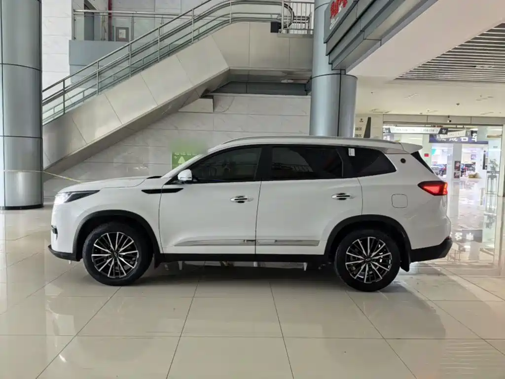 Chery Tiggo 8 PRO 2025 — фото 15