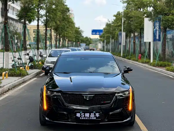 Cadillac CT4 2020