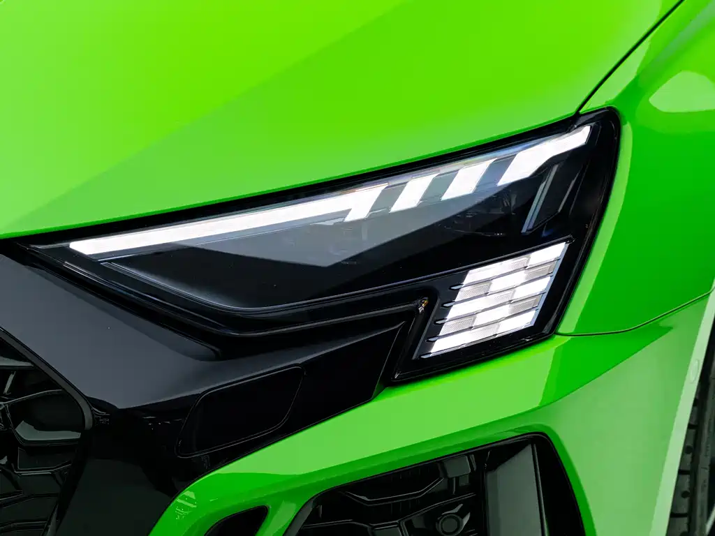 Audi RS 3 2024 — фото 8