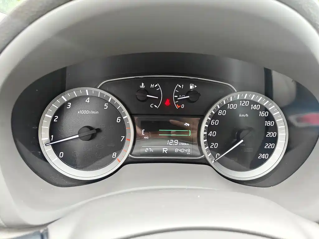 Nissan Sylphy 2013 — фото 18