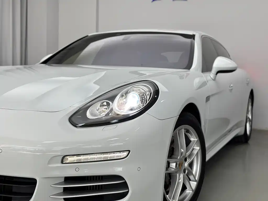 Porsche Panamera 2016 — фото 3