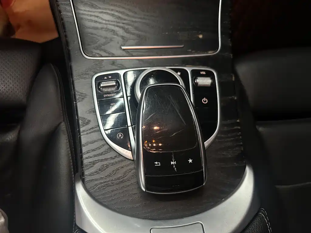 Mercedes-Benz C-Class 2018 — фото 10