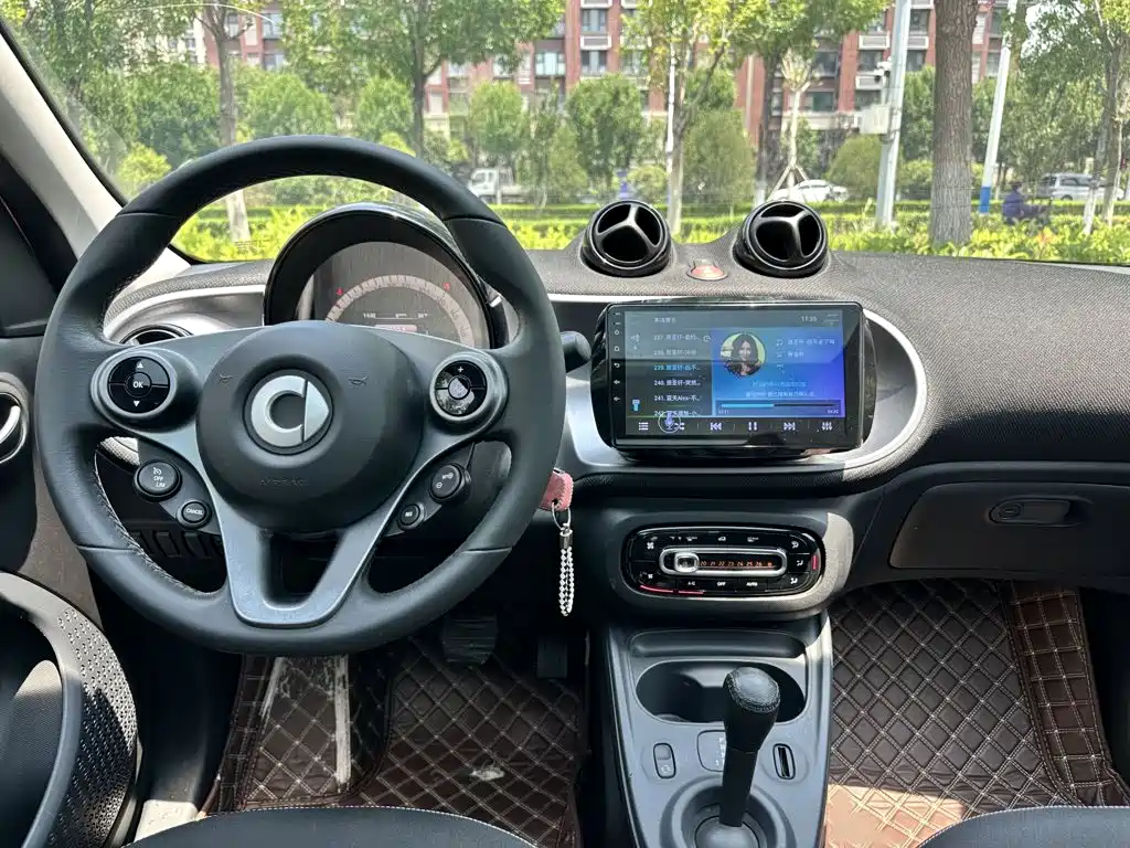 smart Forfour 2018 — фото 15