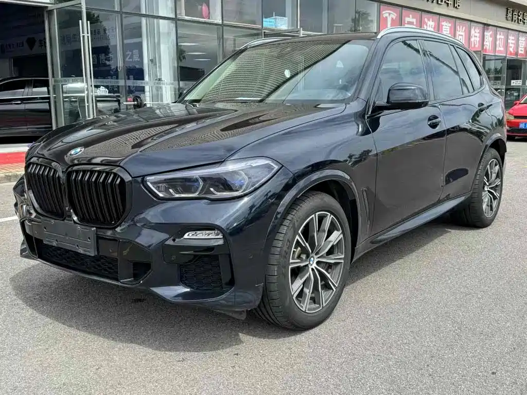 BMW X5 2020 — фото 1