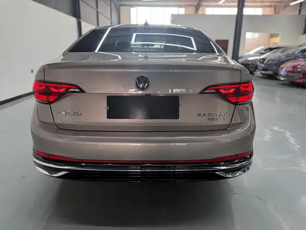 Volkswagen Sagitar 2023