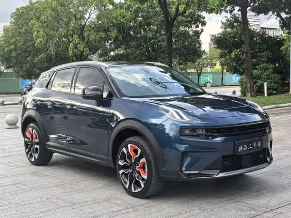 Lynk & Co 06 2022