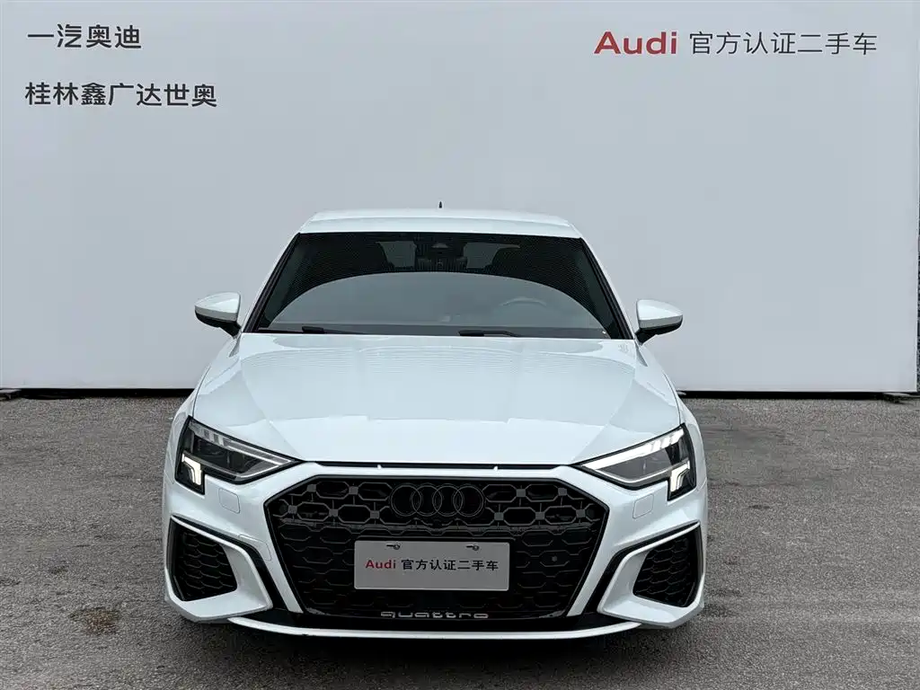 Audi A3 2021 — фото 2