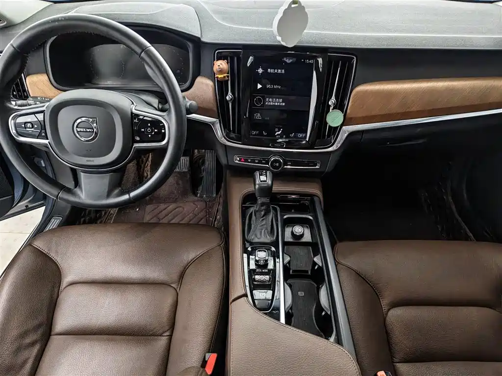 Volvo S90 2020 — фото 12