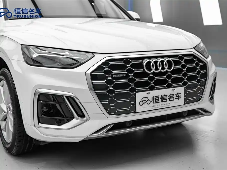 Audi Q5L 2023 — фото 6