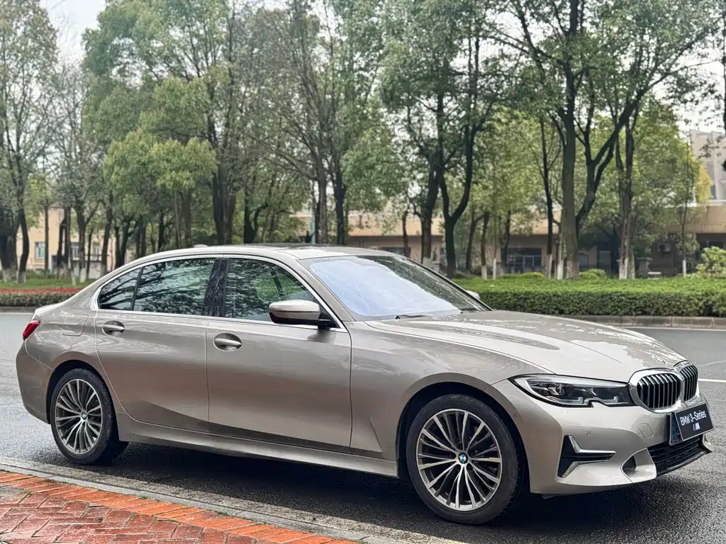 BMW 3 Series 2020