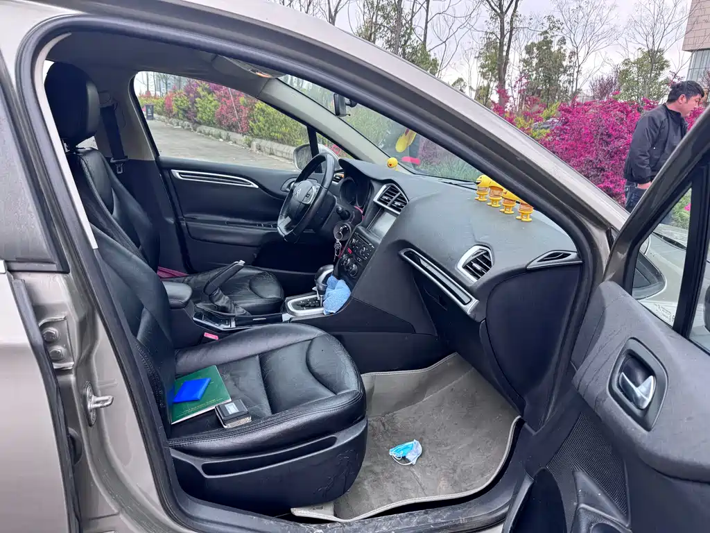 Citroen C4L 2015 — фото 4
