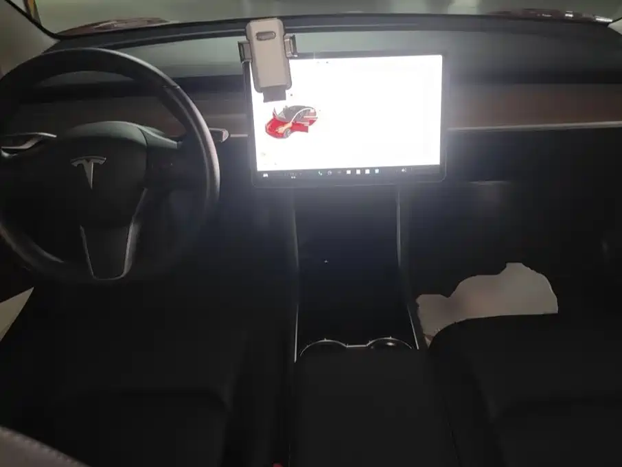 Tesla Model 3 2019 — фото 10
