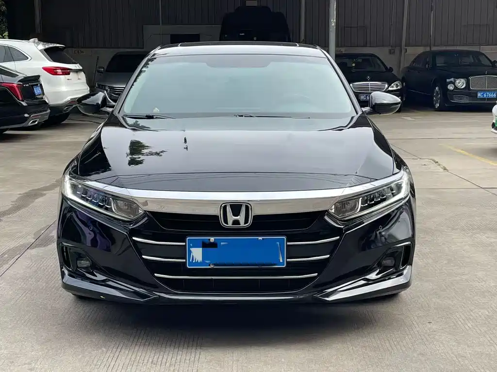Honda Accord 2022 — фото 2