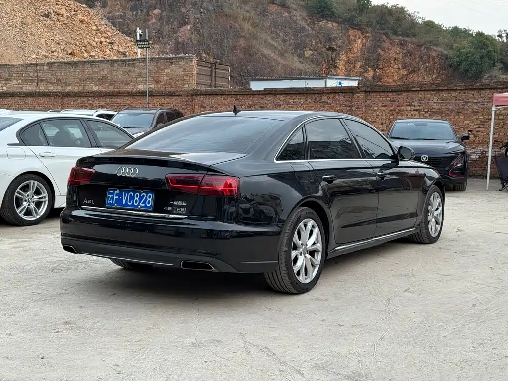 Audi A6L 2017 — фото 6