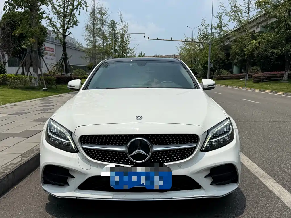 Mercedes-Benz C-Class 2021