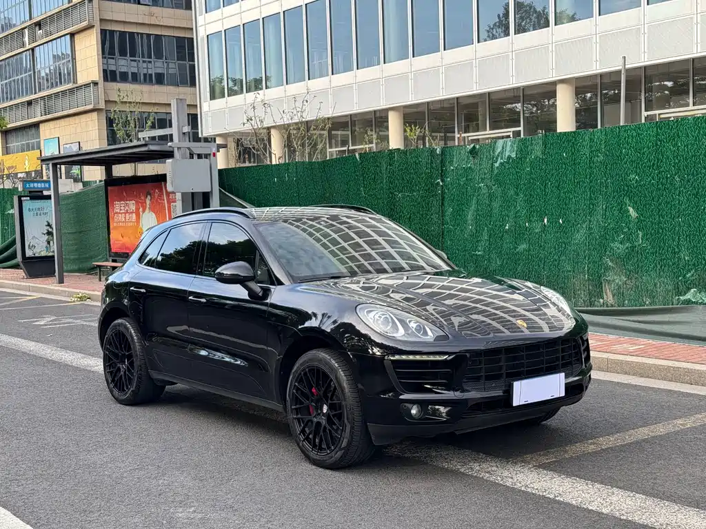 Porsche Macan 2018 — фото 3