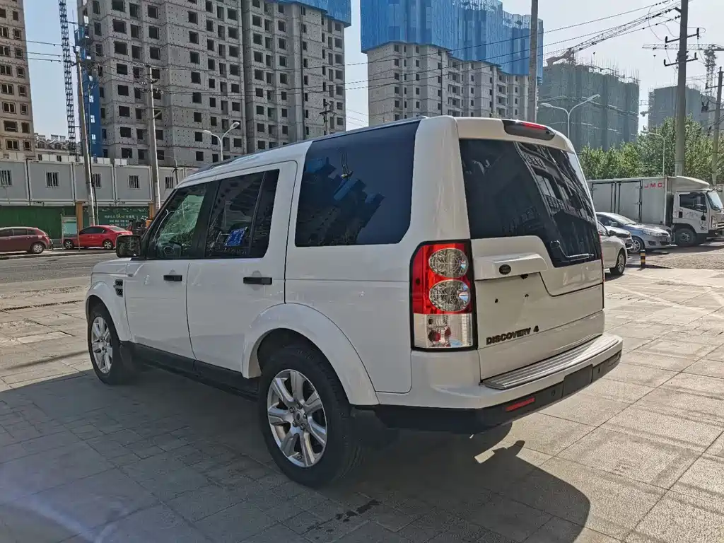 Land Rover Discovery 2013 — фото 13