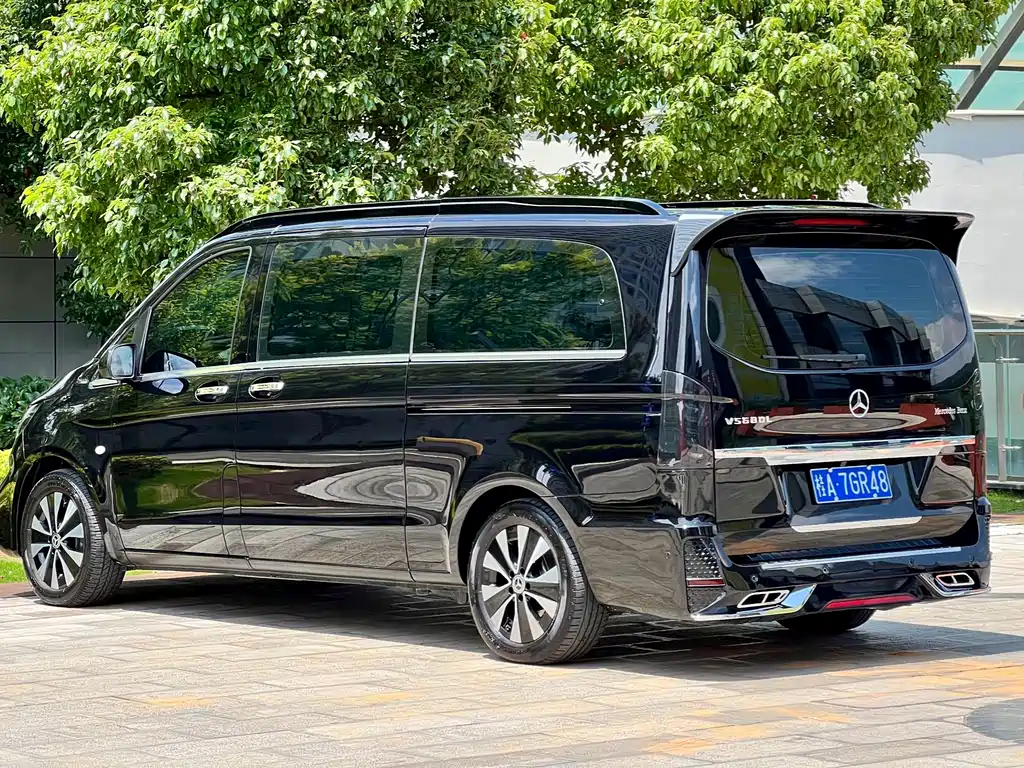 Mercedes-Benz Vito 2024 — фото 5