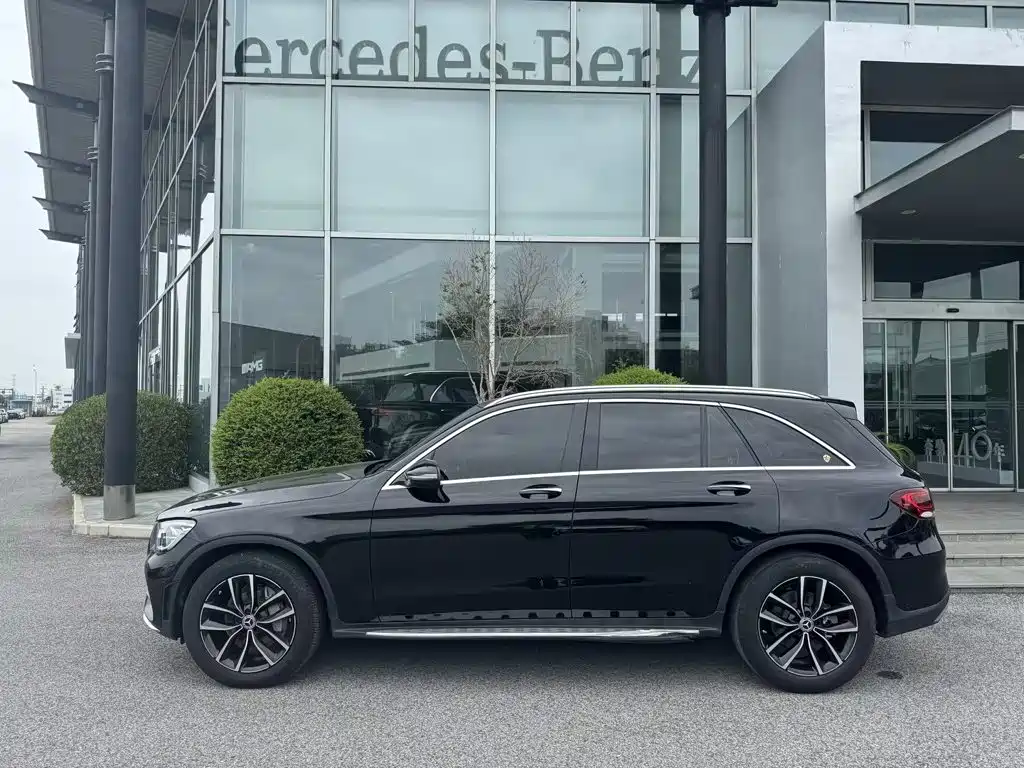 Mercedes-Benz GLC 2022 — фото 14
