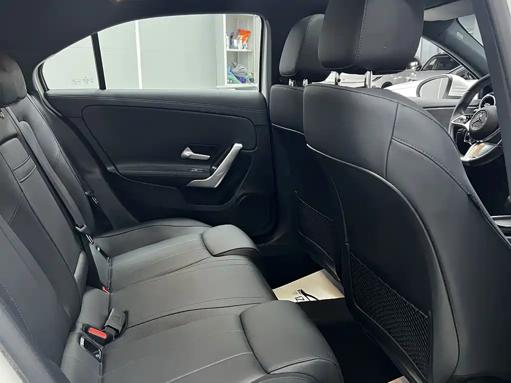 Mercedes-Benz A-Class 2023 — фото 15