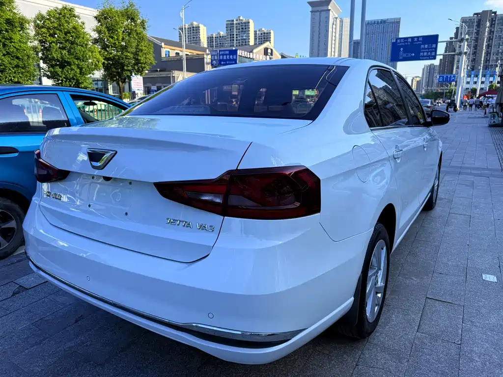 Jetta VA3 2021