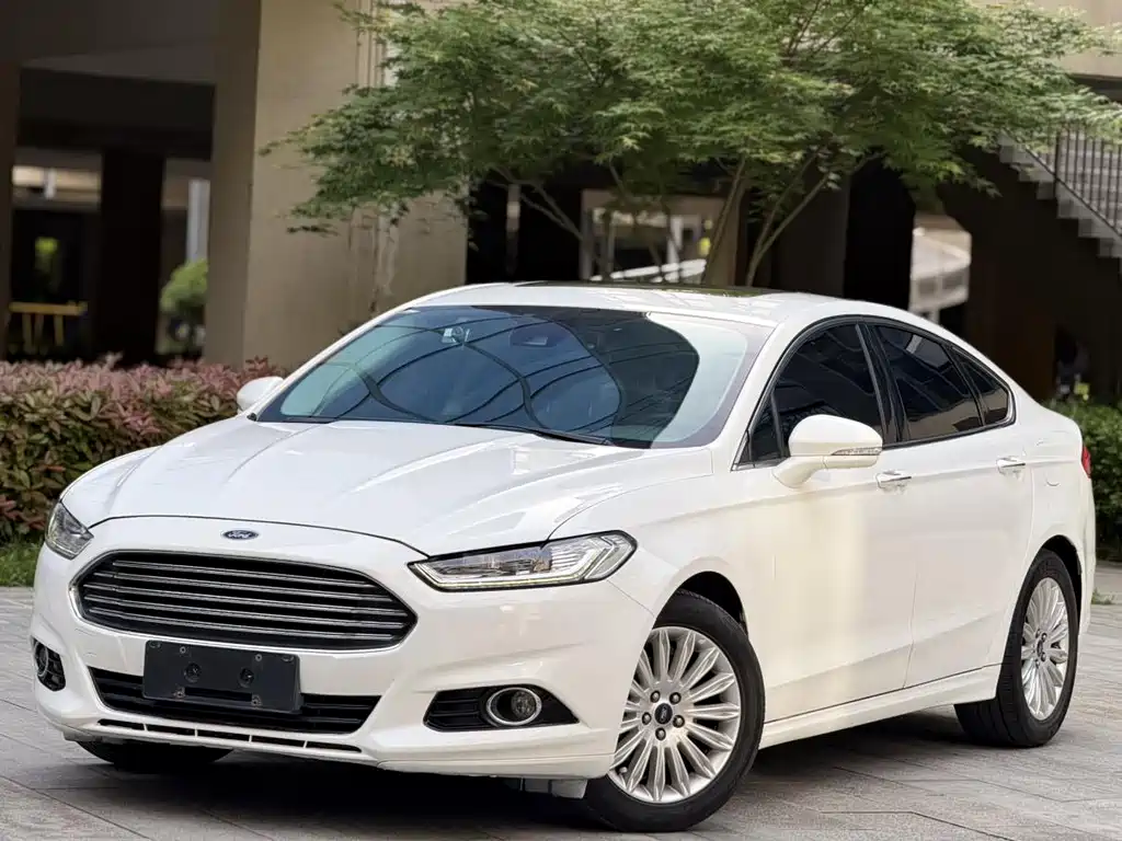 Ford Mondeo 2016 — фото 1