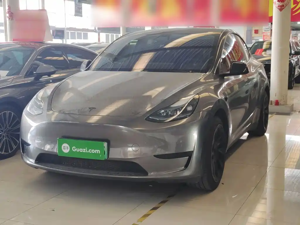Tesla Model Y 2023 — фото 1