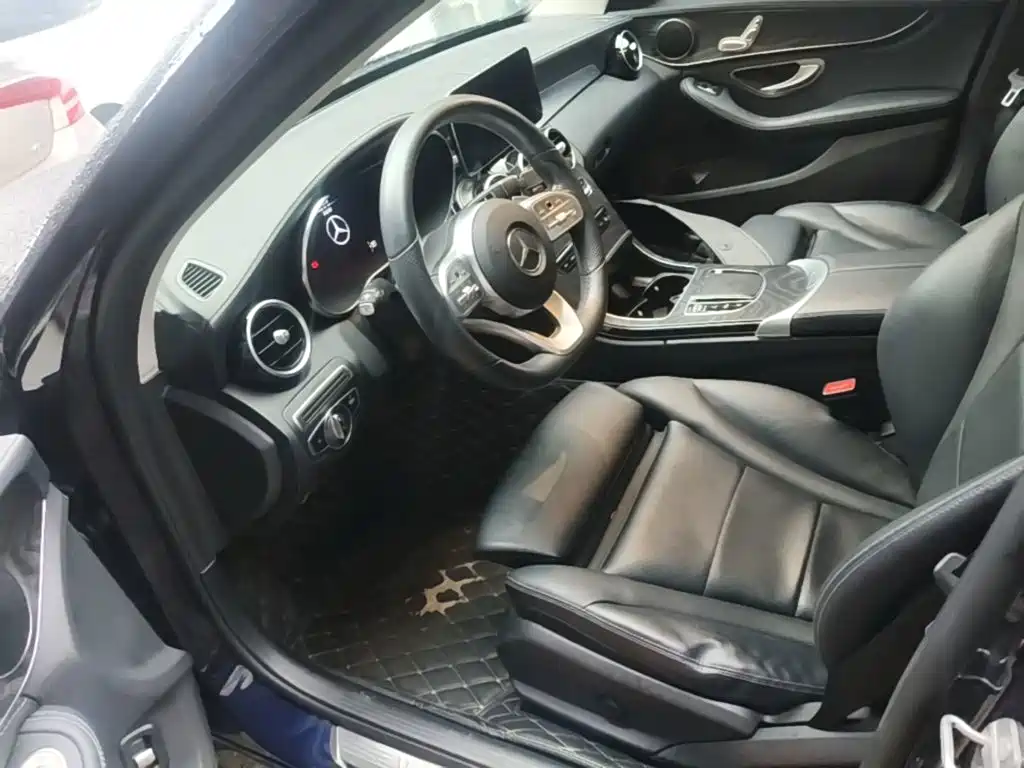 Mercedes-Benz C-Class 2020 — фото 15
