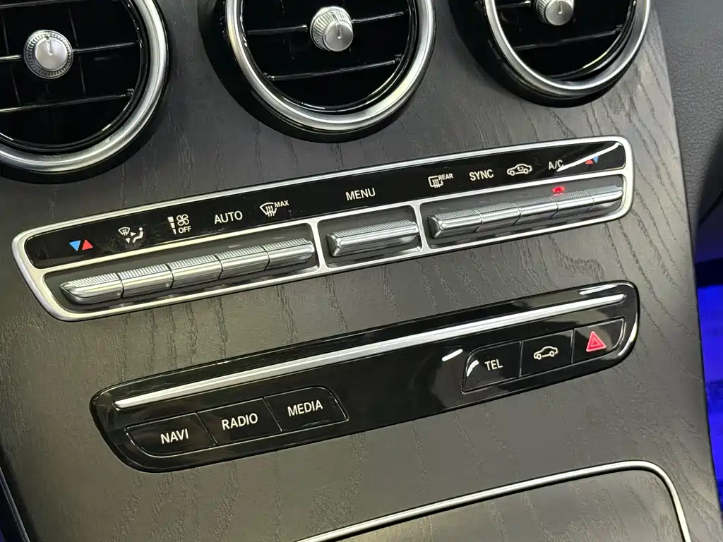 Mercedes-Benz C-Class 2021 — фото 16